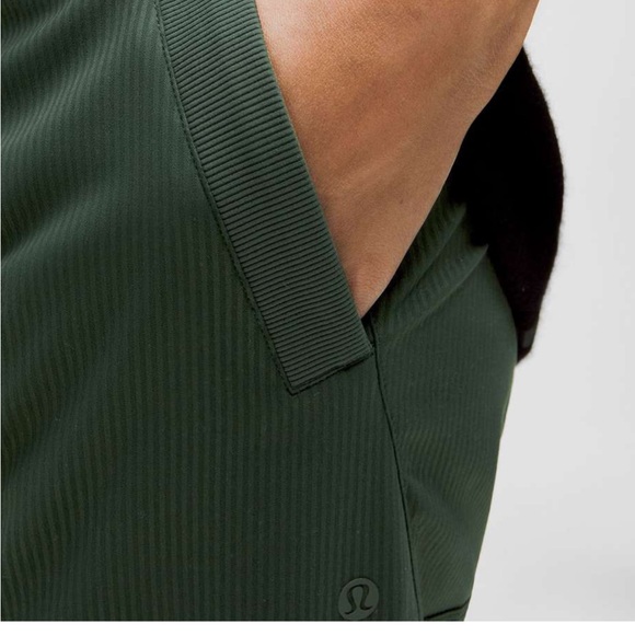 Lululemon Dance Studio Green Pants 10 - Picture 2 of 7